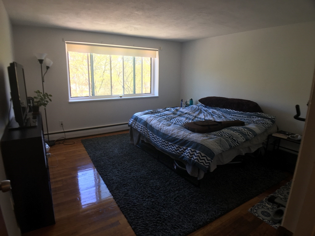 2 bed, 1 bath apartment for rent at 205 Kent St Unit 47, Longwood — photo 6 of 7