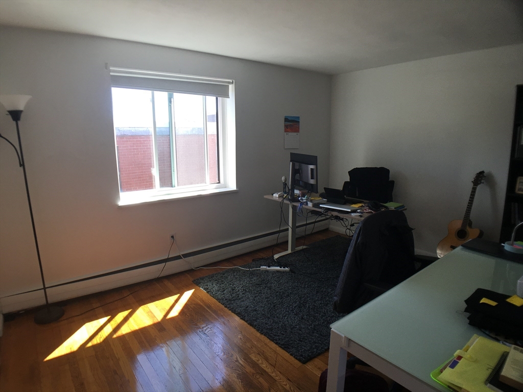2 bed, 1 bath apartment for rent at 205 Kent St Unit 47, Longwood — photo 5 of 7