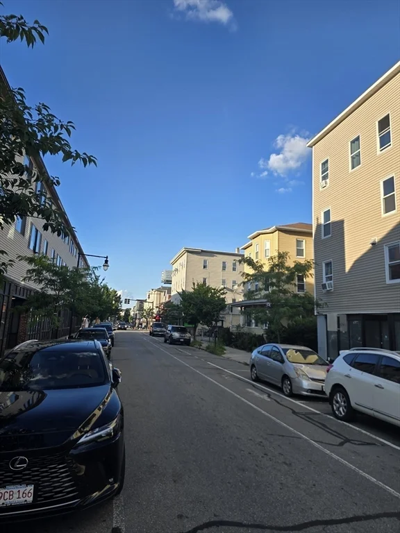 3 bed, 1 bath apartment for rent at 205 Millbury St Unit 3-F, Worcester — photo 10 of 10