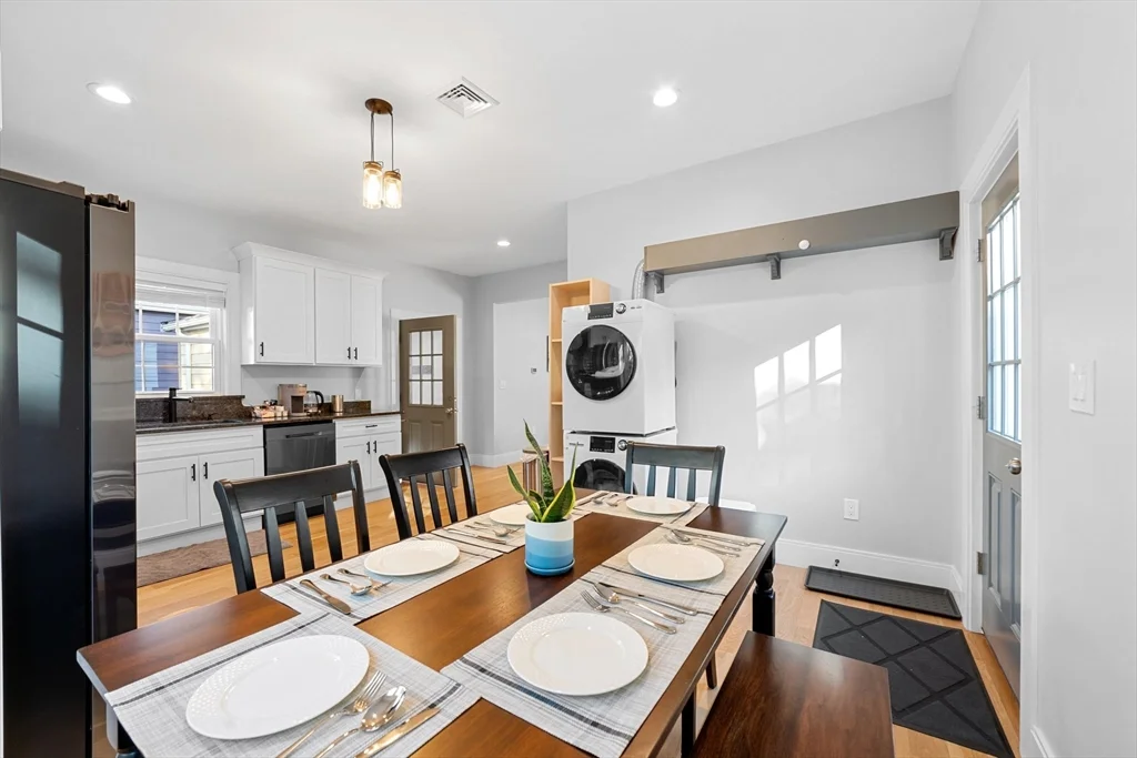 4 bed, 2 bath apartment for rent at 205 Mountain Ave Unit 2, Malden — photo 10 of 30