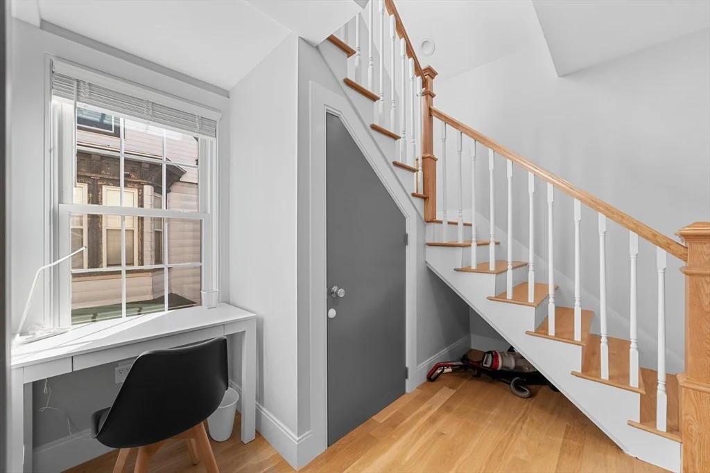 4 bed, 2 bath apartment for rent at 205 Mountain Ave Unit 2, Malden — photo 26 of 30