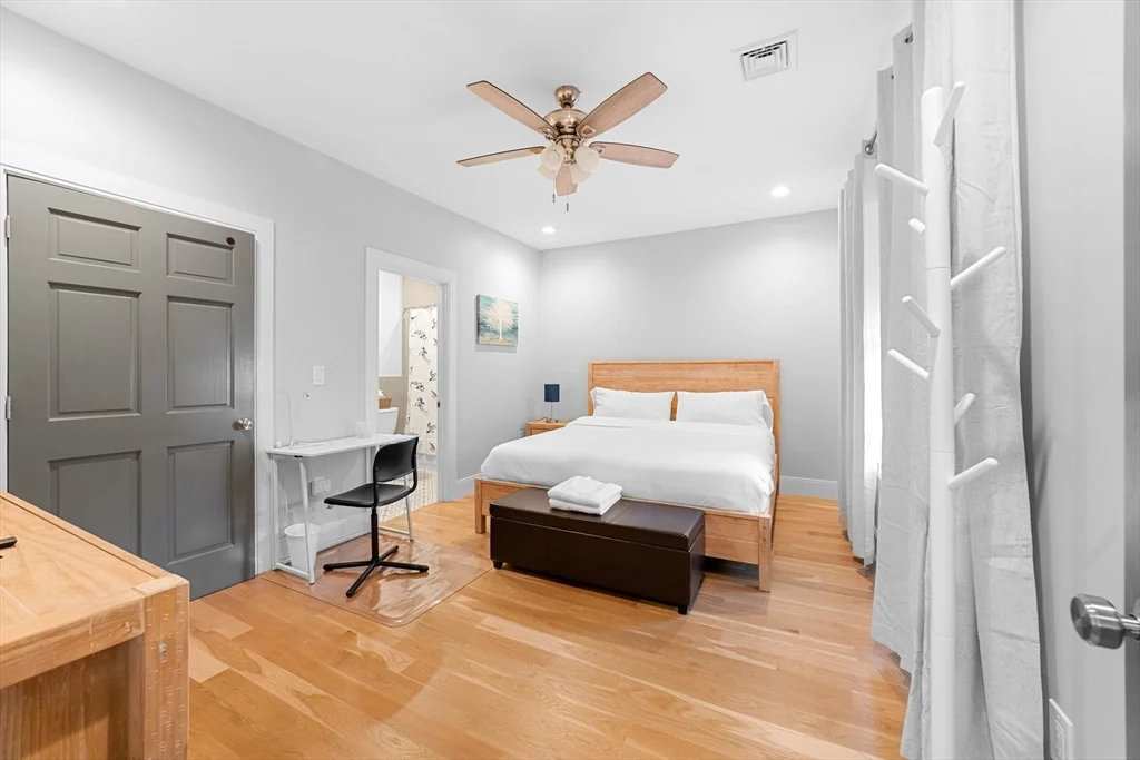 4 bed, 2 bath apartment for rent at 205 Mountain Ave Unit 2, Malden — photo 16 of 30