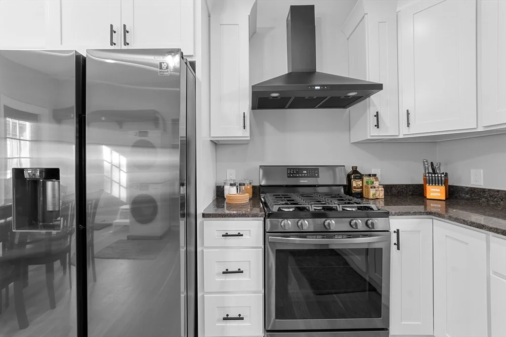 4 bed, 2 bath apartment for rent at 205 Mountain Ave Unit 2, Malden — photo 9 of 30