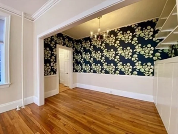 3 bed, 1 bath apartment for rent at 205 Mt Auburn St Unit 1D, West Cambridge — photo 4 of 20