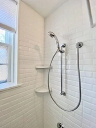 3 bed, 1 bath apartment for rent at 205 Mt Auburn St Unit 1D, West Cambridge — photo 12 of 20