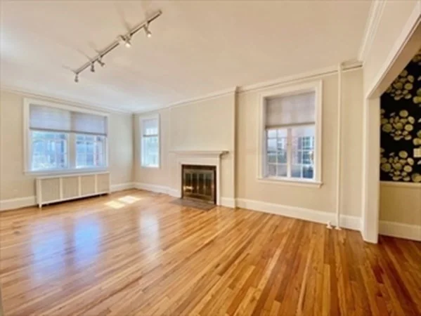 3 bed, 1 bath apartment for rent at 205 Mt Auburn St Unit 1D, West Cambridge — photo 1 of 20