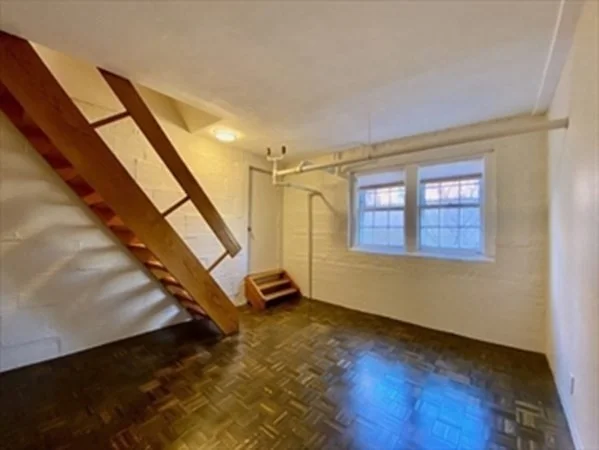 3 bed, 1 bath apartment for rent at 205 Mt Auburn St Unit 1D, West Cambridge — photo 18 of 20
