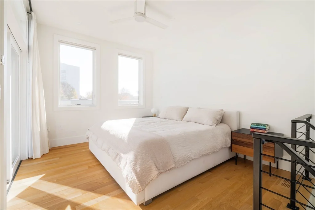 4 bed, 3 bath apartment for rent at 205 Pearl St, Cambridgeport — photo 25 of 41
