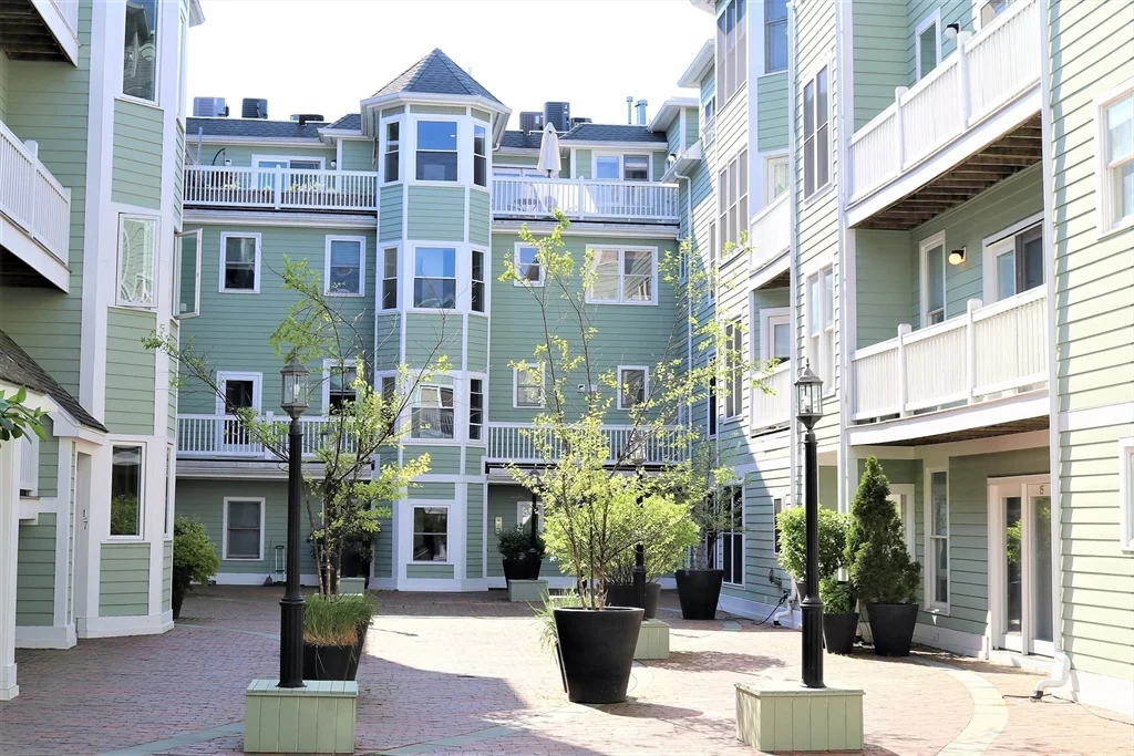 2 bed, 1 bath apartment for rent at 205 Richdale Ave Unit A20, Neighborhood Nine — photo 21 of 26
