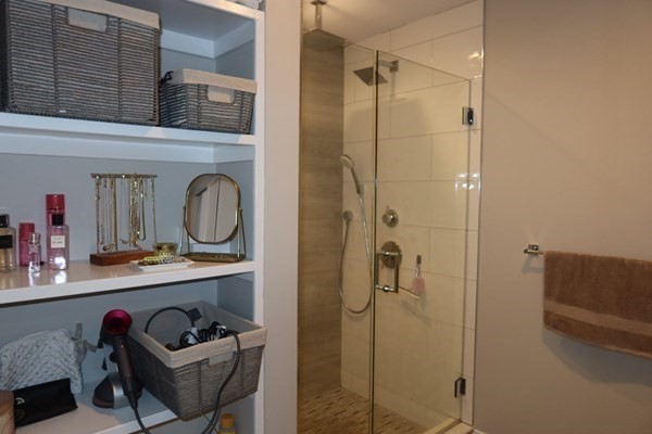 2 bed, 2 bath apartment for rent at 205 W 8th St Unit 4, South Boston — photo 15 of 22