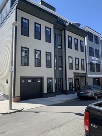 2 bed, 2 bath apartment for rent at 205 W 8th St Unit 4, South Boston — photo 21 of 22