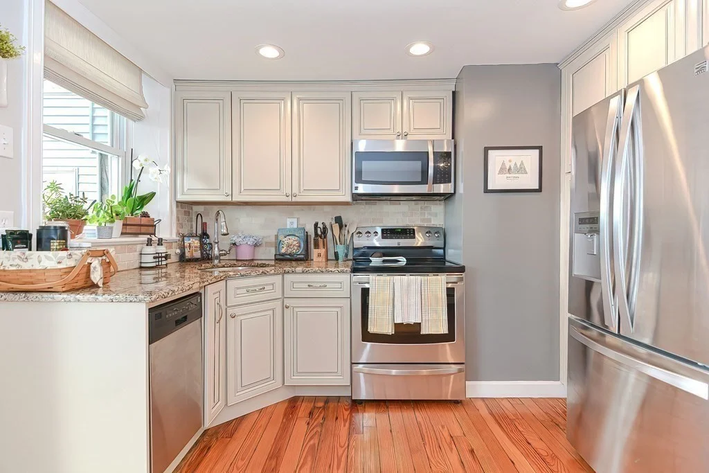 2 bed, 1 bath apartment for rent at 205 Webster St Unit 1, East Boston — photo 3 of 22