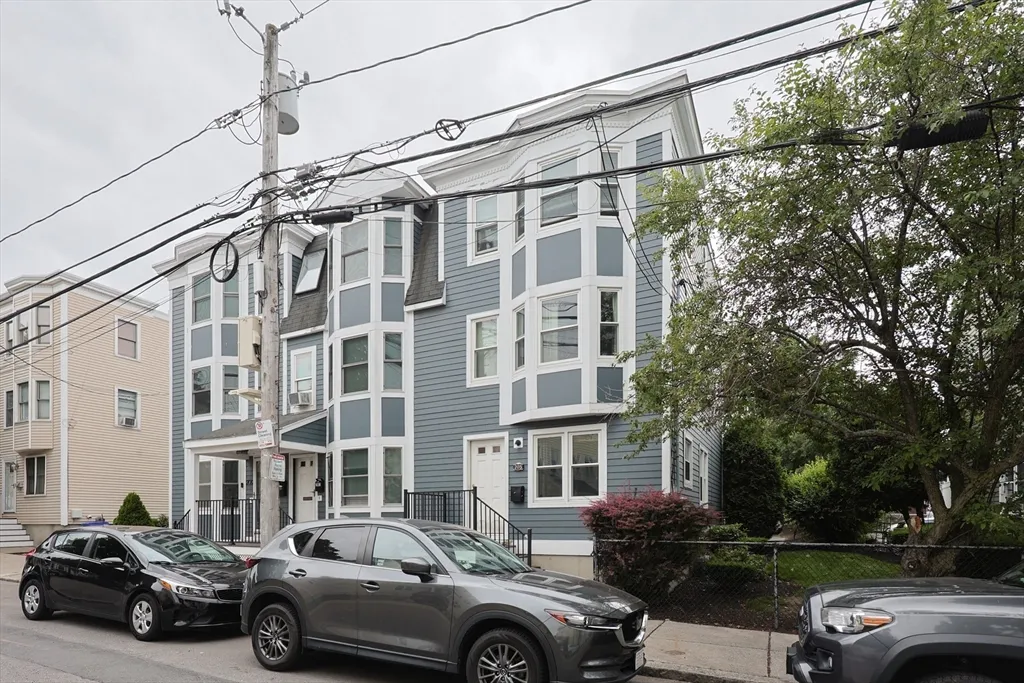 4 bed, 2 bath apartment for rent at 205 West Sixth St Unit 1, South Boston — photo 25 of 28