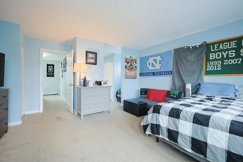 4 bed, 2 bath apartment for rent at 205 West Sixth St Unit Th, South Boston — photo 19 of 28