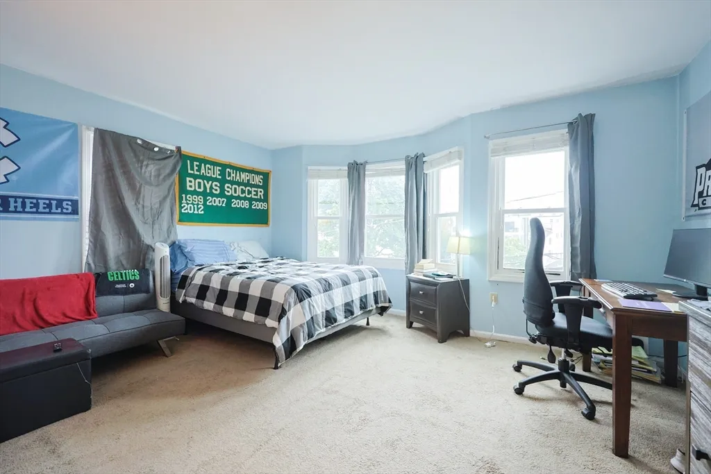 4 bed, 2 bath apartment for rent at 205 West Sixth St Unit Th, South Boston — photo 18 of 28