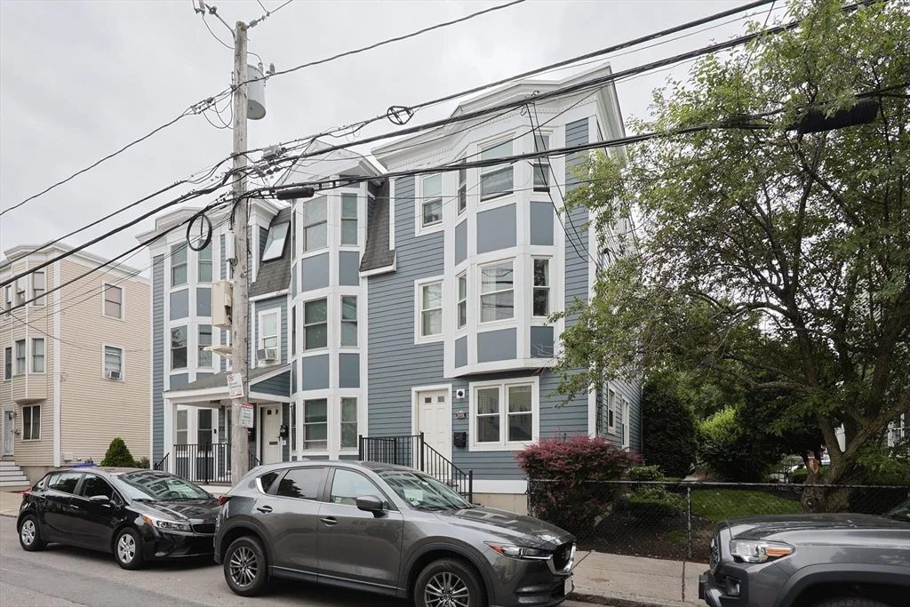 4 bed, 2 bath apartment for rent at 205 West Sixth St Unit Th, South Boston — photo 25 of 28