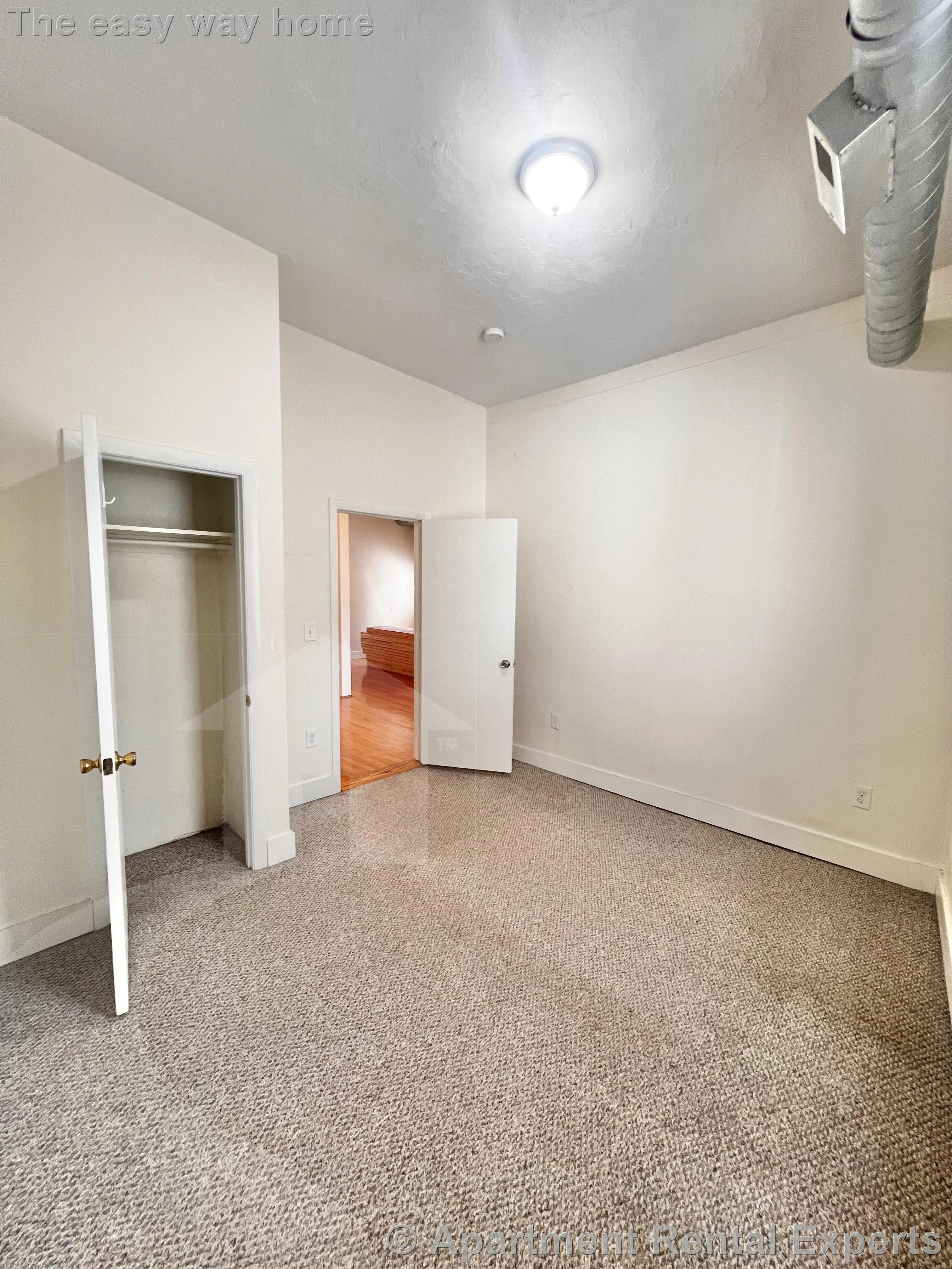 3 bed, 1 bath apartment for rent at 205B Highland Ave Unit 2, Spring Hill — photo 1 of 9