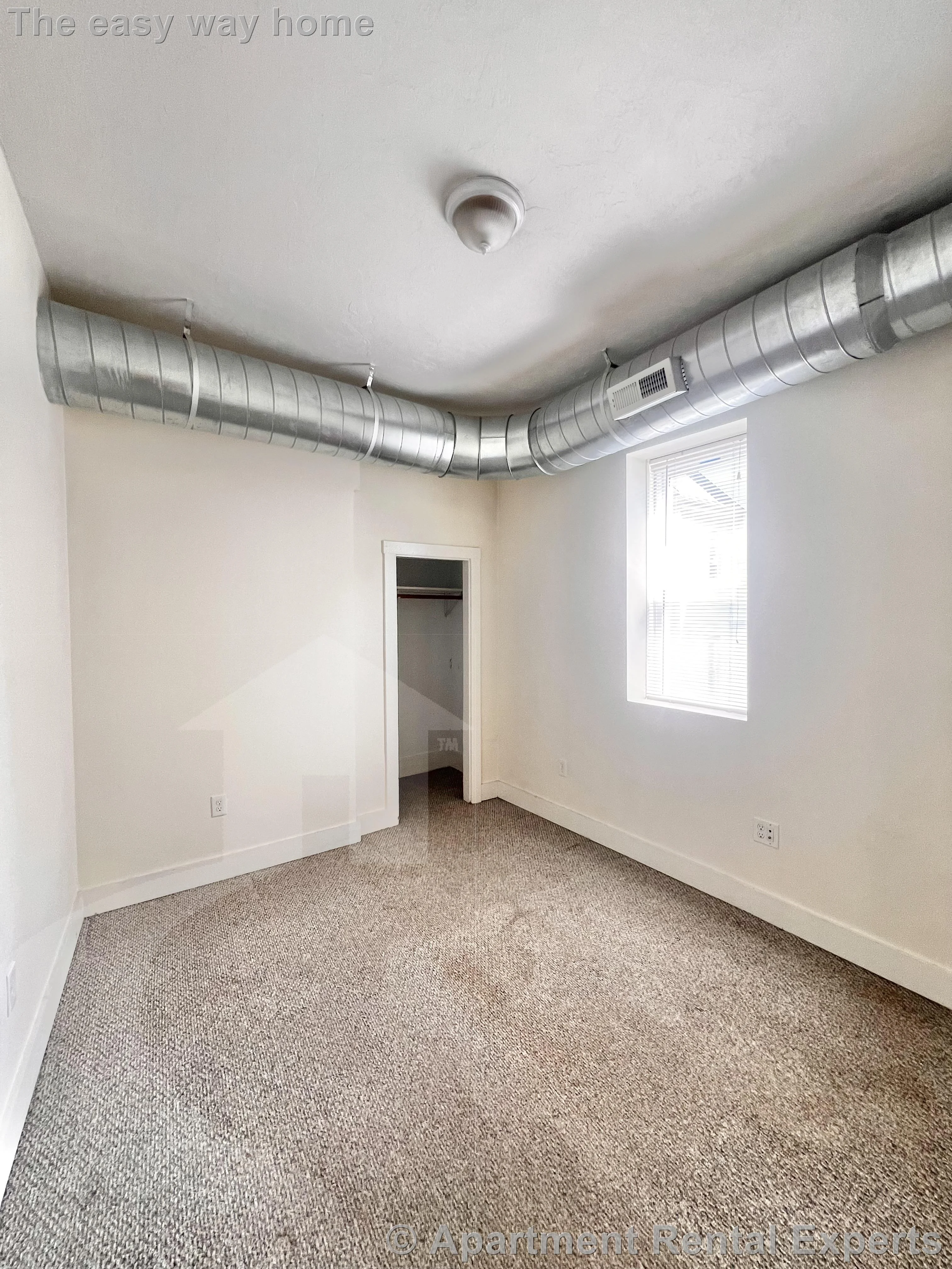 3 bed, 1 bath apartment for rent at 205B Highland Ave Unit 2, Spring Hill — photo 4 of 9
