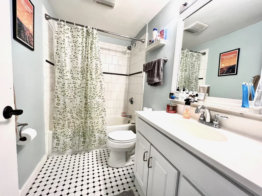 2 bed, 1 bath apartment for rent at 206 Bunker Hill St Unit 2, Charlestown — photo 4 of 7