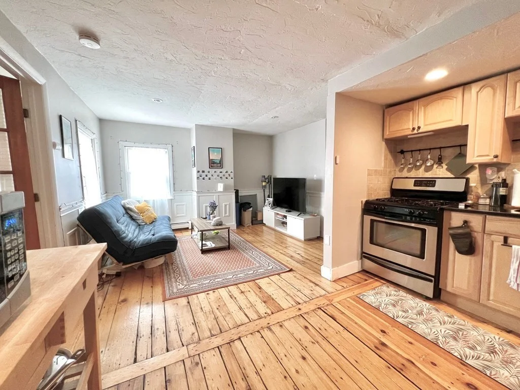 2 bed, 1 bath apartment for rent at 206 Bunker Hill St Unit 2, Charlestown