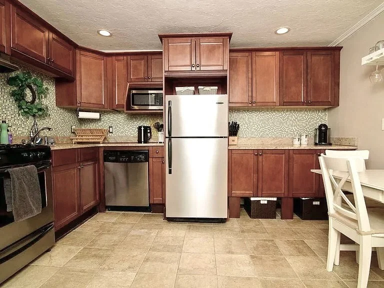 2 bed, 1 bath apartment for rent at 206 Bunker Hill St Unit 3, Charlestown — photo 5 of 18