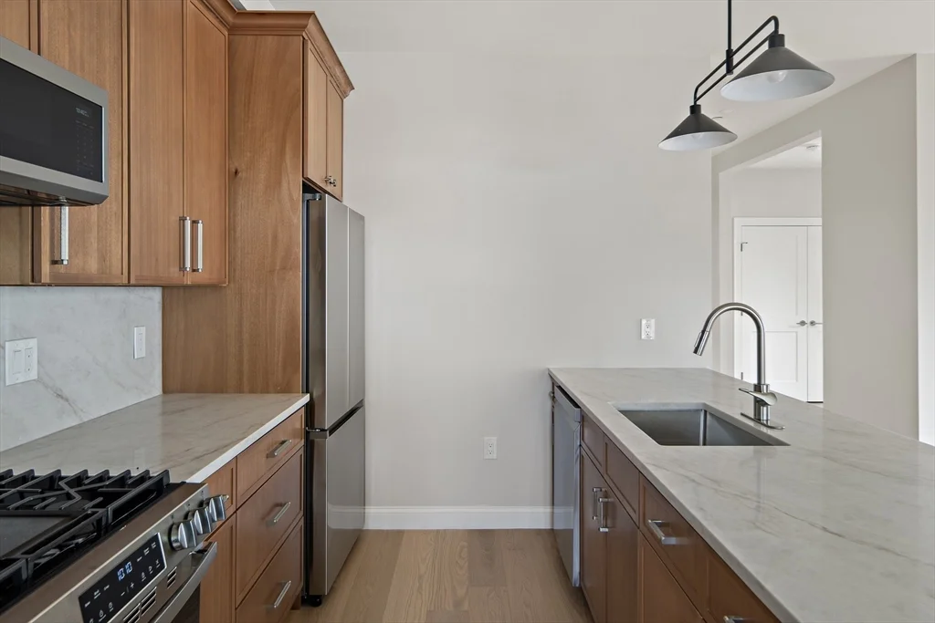 3 bed, 3 bath apartment for rent at 206 Byron St Unit 1, East Boston — photo 3 of 19