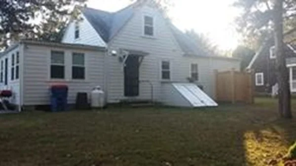 4 bed, 2 bath apartment for rent at 206 Cadmans Neck Rd Unit VAC RENTAL, South Westport — photo 16 of 24