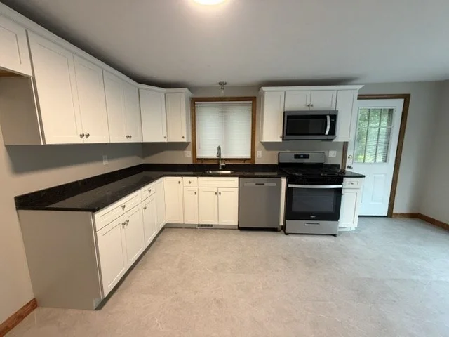 3 bed, 2 bath apartment for rent at 206 Comfort St Unit 206, Bridgewater — photo 6 of 24