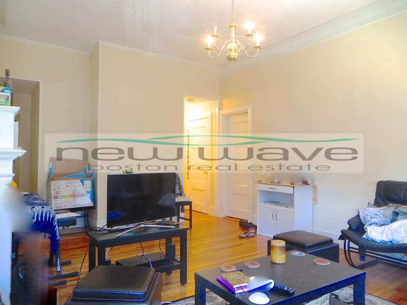 1 bed, 1 bath apartment for rent at 206 Commonwealth Ave Unit 8, Back Bay — photo 12 of 17