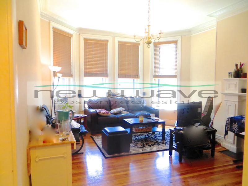 1 bed, 1 bath apartment for rent at 206 Commonwealth Ave Unit 8, Back Bay