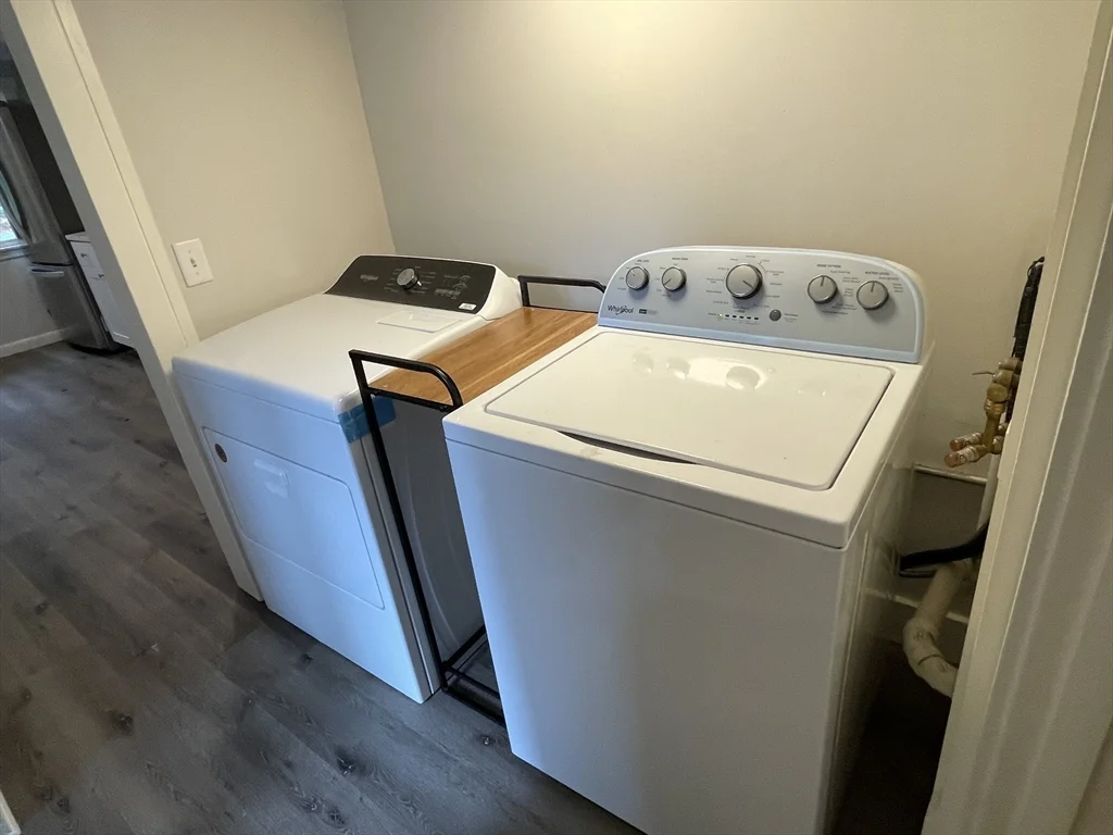 3 bed, 2 bath apartment for rent at 206 Concord St Unit 1, Newton Lower Falls — photo 6 of 15