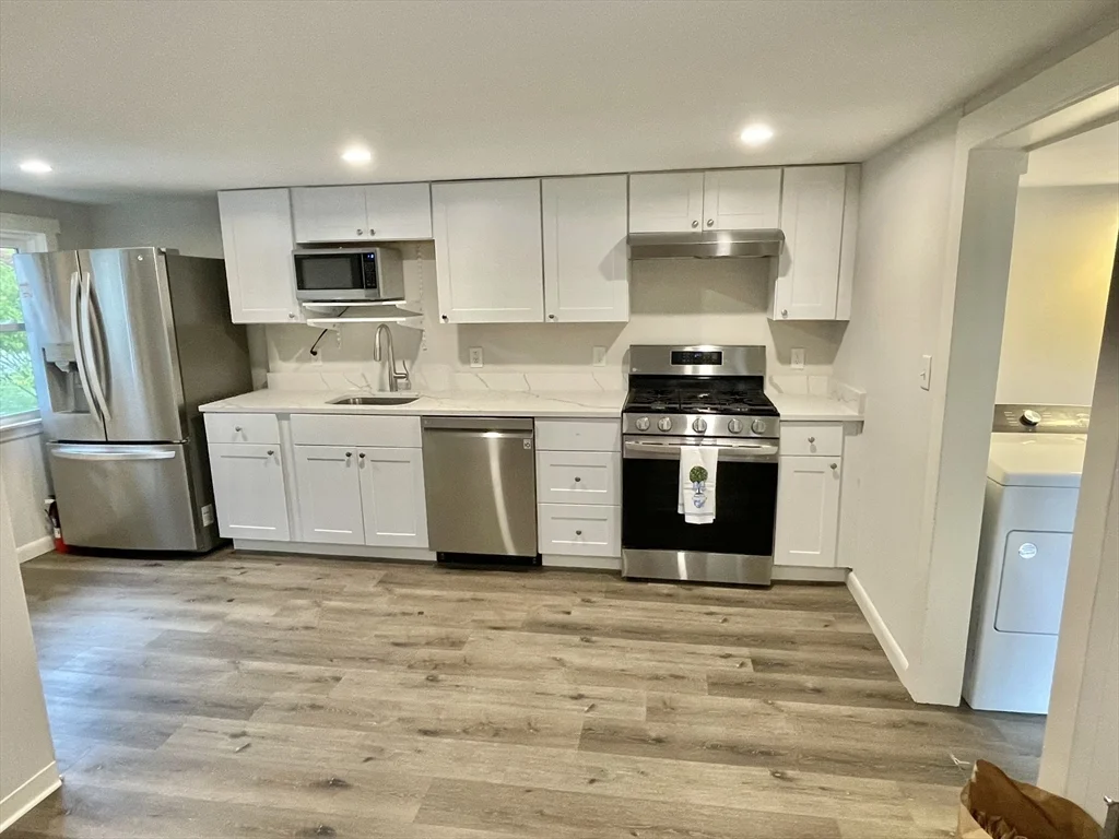 3 bed, 2 bath apartment for rent at 206 Concord St Unit 1, Newton Lower Falls — photo 2 of 15