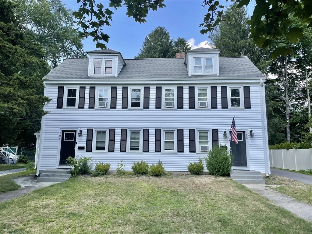 3 bed, 2 bath apartment for rent at 206 Concord St Unit 1, Newton Lower Falls — photo 15 of 15