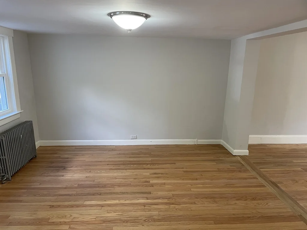 3 bed, 2 bath apartment for rent at 206 Concord St Unit 1, Newton Lower Falls — photo 3 of 15