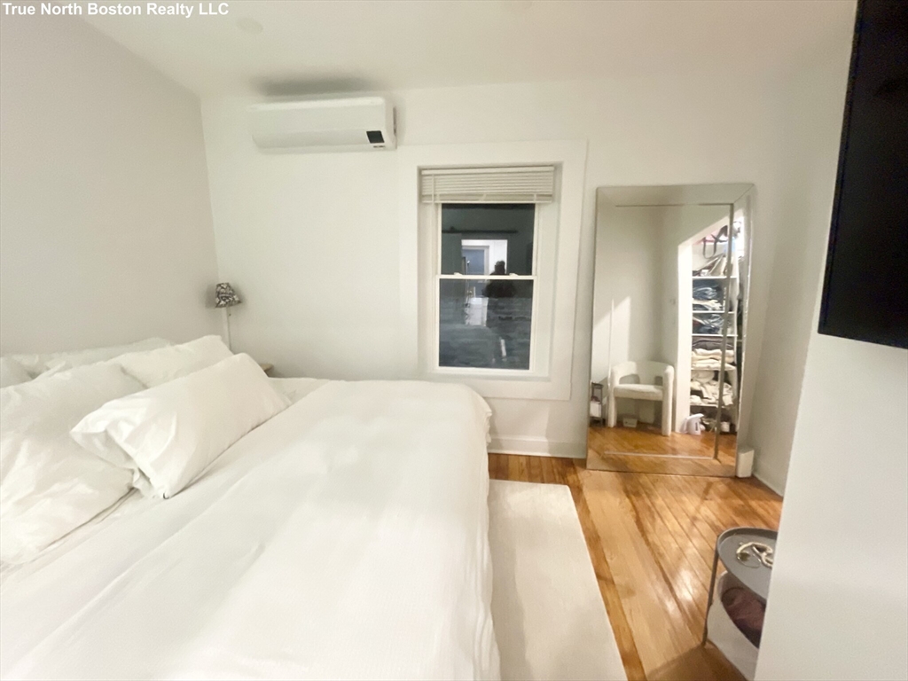 1 bed, 1 bath apartment for rent at 206 Hanover St Unit 1, North End — photo 9 of 14
