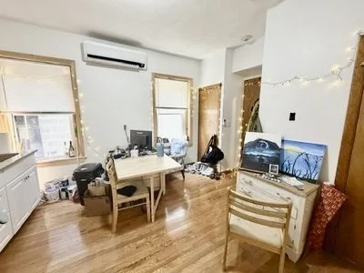 1 bed, 1 bath apartment for rent at 206 Hanover St Unit 3, North End — photo 3 of 9