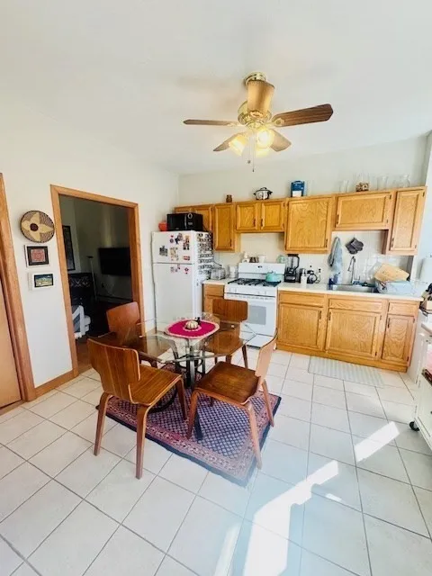 1 bed, 1 bath apartment for rent at 206 Hanover St Unit 7, North End — photo 1 of 8