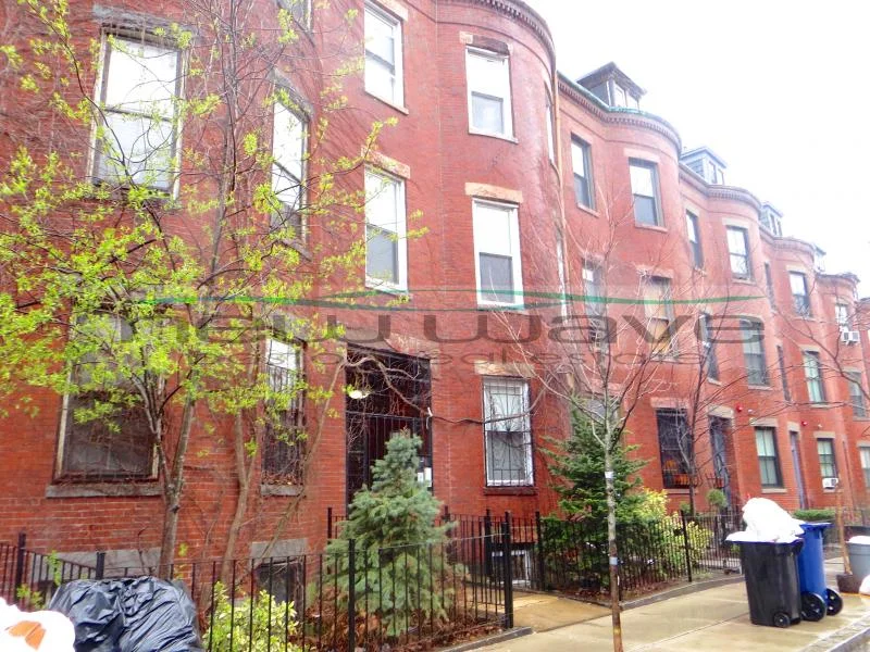 2 bed, 1 bath apartment for rent at 206 Northampton St Unit 3, South End — photo 16 of 19