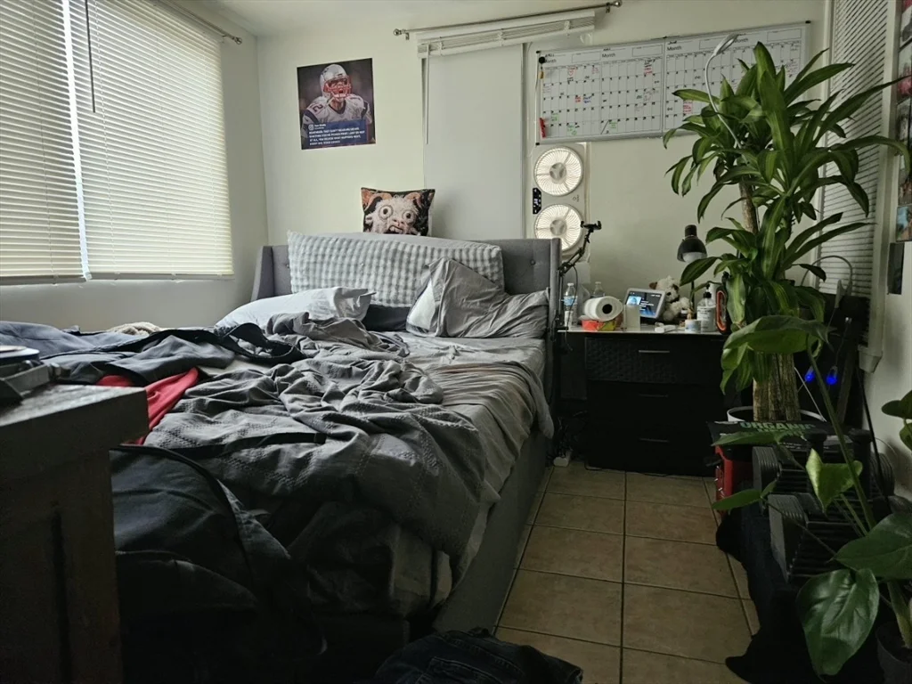 3 bed, 1 bath apartment for rent at 206 Paris St Unit 2, East Boston — photo 7 of 7