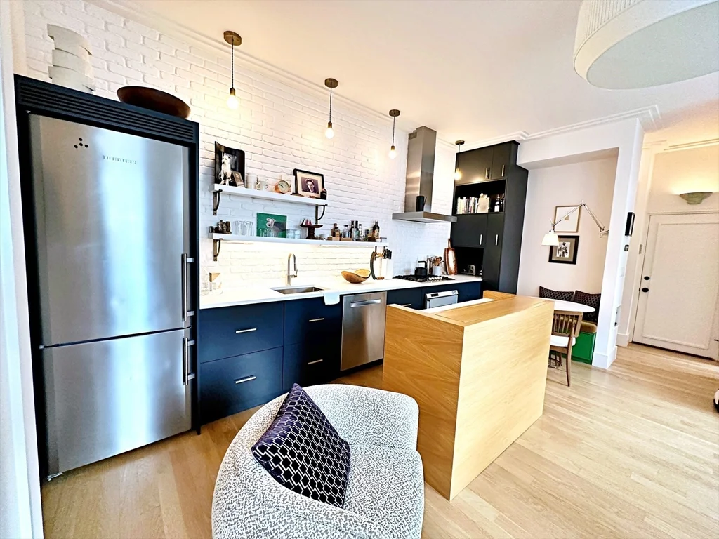 1 bed, 1 bath apartment for rent at 206 Webster Unit 1A, East Boston — photo 5 of 17