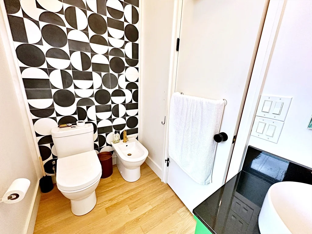 1 bed, 1 bath apartment for rent at 206 Webster Unit 1A, East Boston — photo 16 of 17