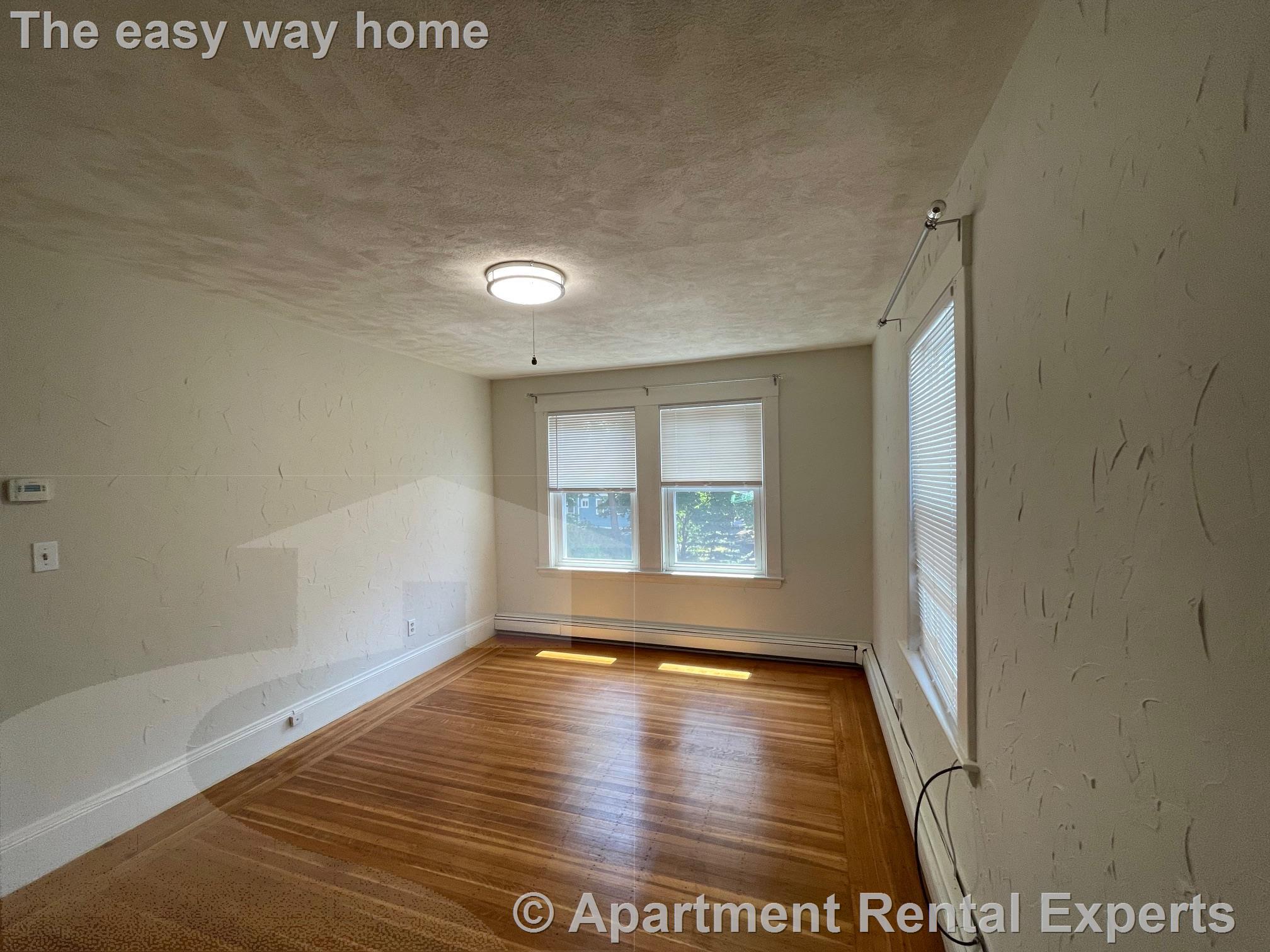 2 bed, 1 bath apartment for rent at 206 West Emerson St Unit 2R, Other — photo 4 of 18