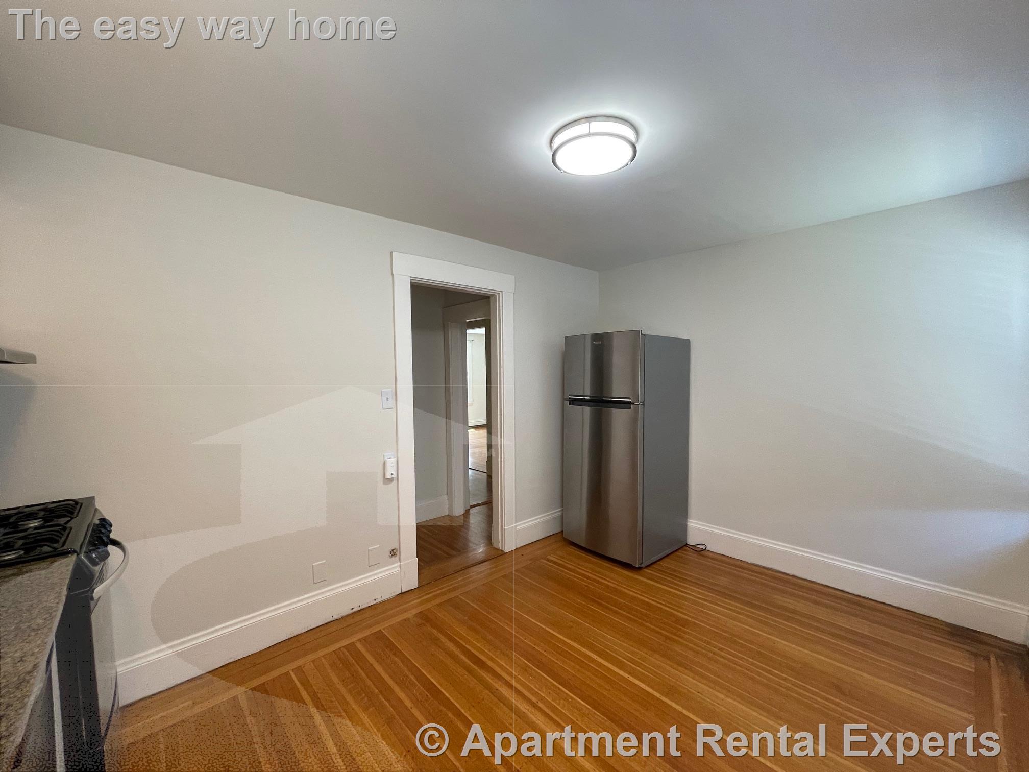 2 bed, 1 bath apartment for rent at 206 West Emerson St Unit 2R, Other — photo 10 of 18