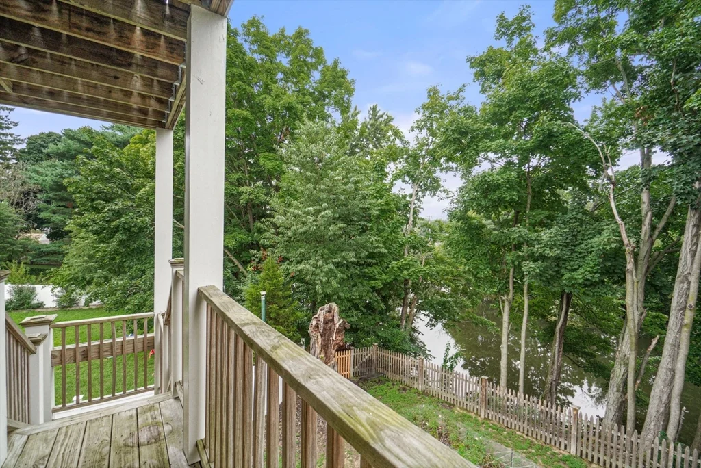 3 bed, 2 bath apartment for rent at 206 Winthrop St Unit 206, Medford — photo 16 of 31