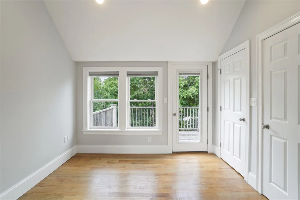 3 bed, 2 bath apartment for rent at 206 Winthrop St Unit 206, Medford — photo 17 of 31