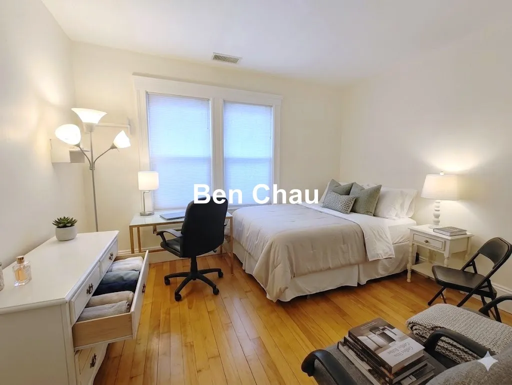 5 bed, 2 bath apartment for rent at 207 Boston Ave Unit 2A, Medford — photo 10 of 20