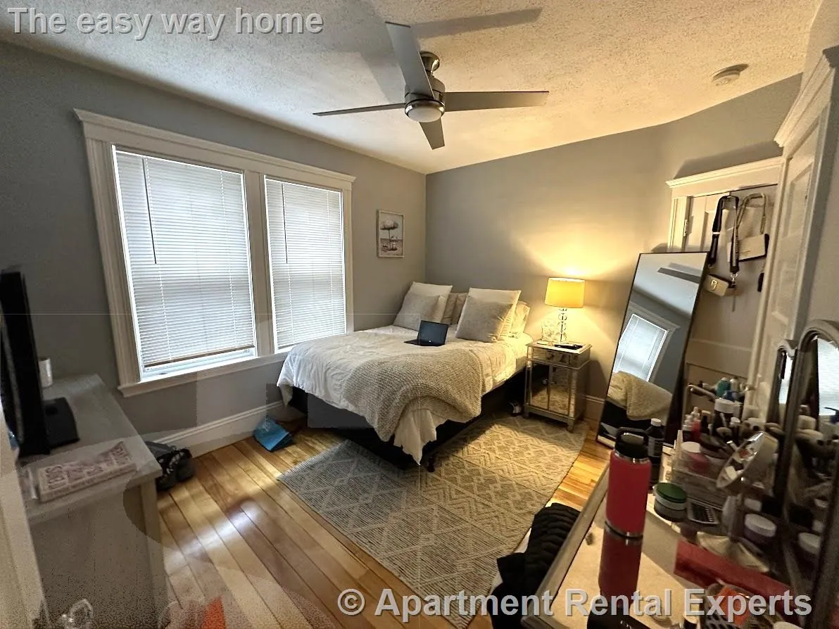 3 bed, 1 bath apartment for rent at 207 Boston Ave Unit B, Tufts — photo 6 of 9