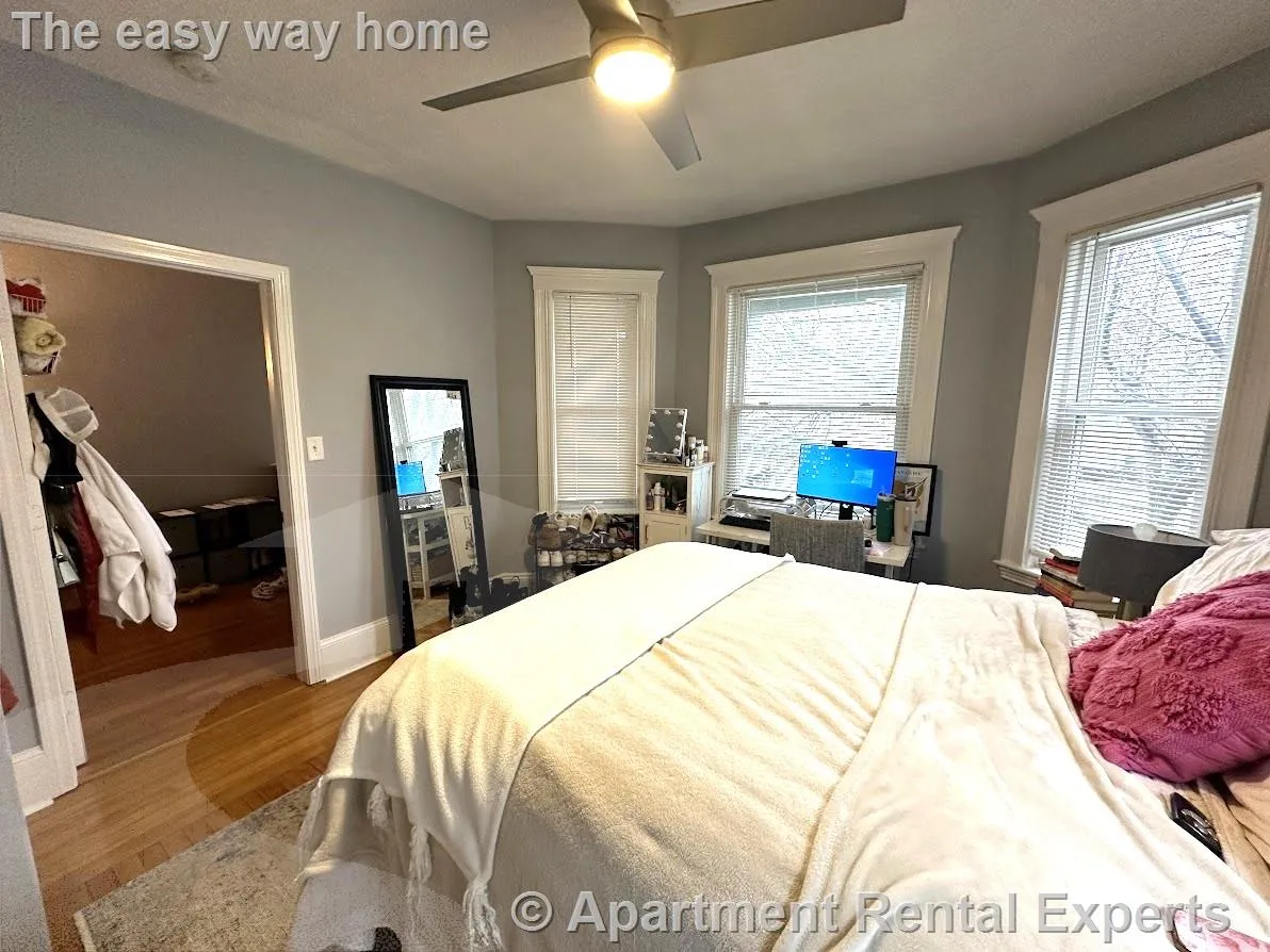 3 bed, 1 bath apartment for rent at 207 Boston Ave Unit B, Tufts — photo 5 of 9