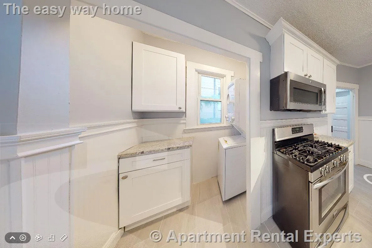 3 bed, 1 bath apartment for rent at 207 Boston Ave Unit B, Tufts — photo 4 of 9