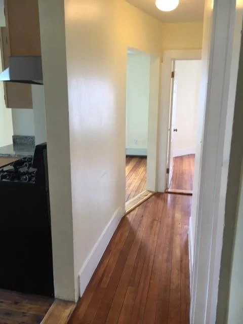 2 bed, 1 bath apartment for rent at 207 Broadway Unit 7, Everett — photo 11 of 12